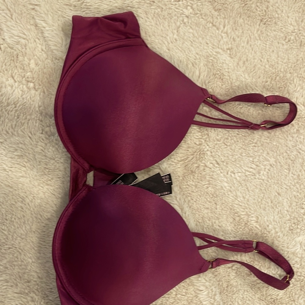 Victoria’s Secret Very Sexy push up bra